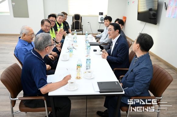 글로벌 강자로 도약하는 홍성, 세계적 수출기업 품다!