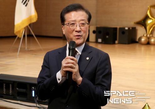 대전시의회 조원휘 의장 “무럭무럭 커가는 꿈의 나래 마음껏 펼치길”