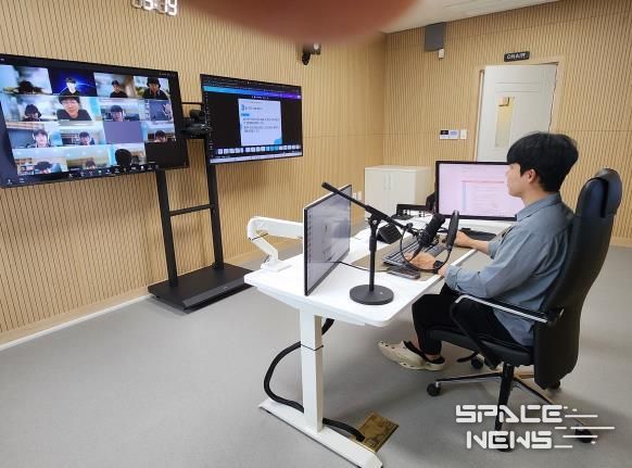 전남온라인학교에서 영암고‧광남고 학생들이 참여하는 온라인 수업이 진행되고 있다.