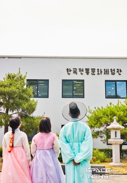 ‘지역문화예술, 한복을 입다’ 진행