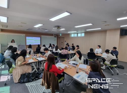 진로·학업 설계 상담 역량 강화 연수 관련 사진