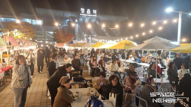 정읍역 광장 ‘북적’…슈퍼푸드 페스티벌, 주말 명소로 ‘우뚝’