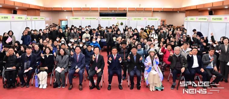진주시, ‘2025. 진주시 장애인 구직박람회’ 취업 열기 ‘후끈’