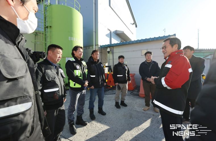 김홍규 강릉시장, 동절기 대비 제설 준비 점검 나서