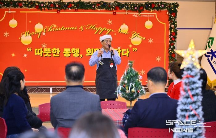 이병선 속초시장, 장애인카페 일일점장으로 나섰다