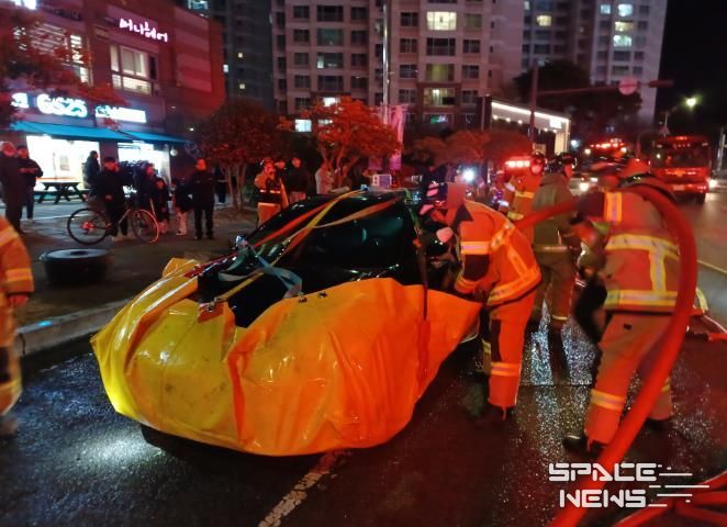 전남소방, 전기차 도로 위 낙하물 주의... 하부 충격 화재 예방 당부