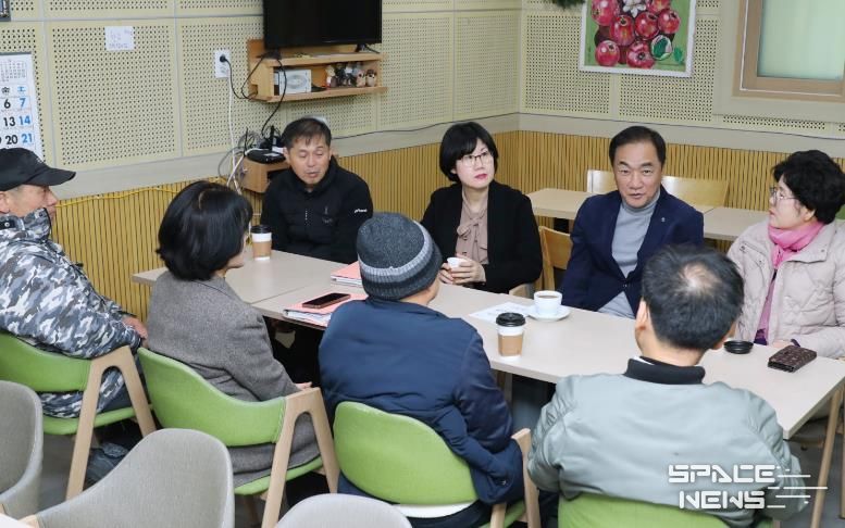 정장선 평택시장, 설 앞두고 전통시장 방문