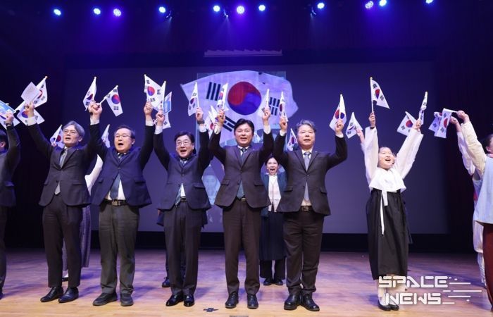 부천시는 3월 1일 시청 어울마당에서 ‘제107주년 3·1절 기념식’을 열었다.