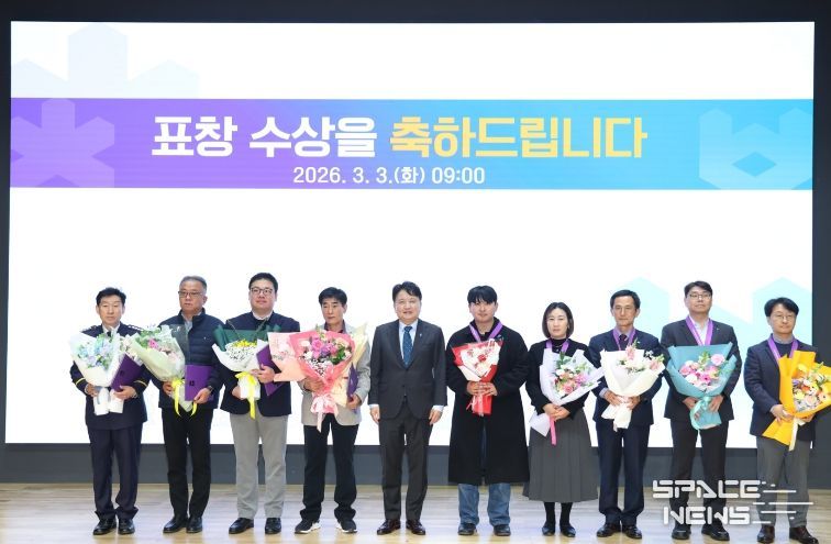 3월 직원조회(도청 문화홀 도지사)