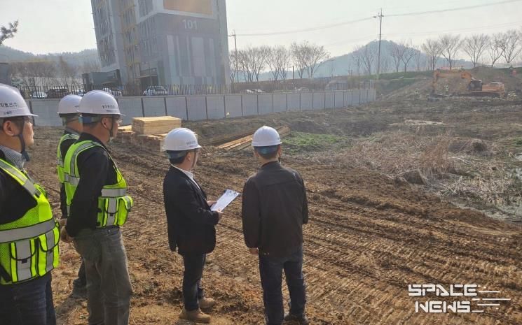 나주시가 해빙기를 맞아 관내 주요 건설사업장을 대상으로 현장 점검을 실시했다.